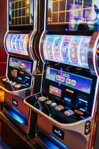 SF casino4 1365x2048