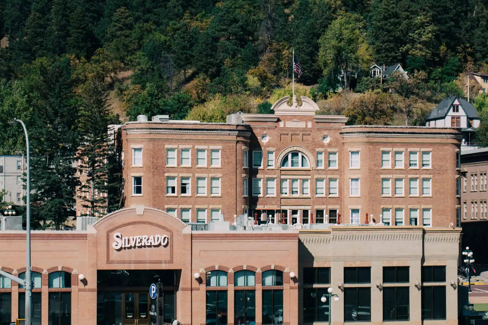 Silverado Franklin Hotel Exterior 2048x1365